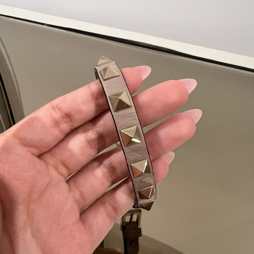 Valentino single strap rockstud bracelet